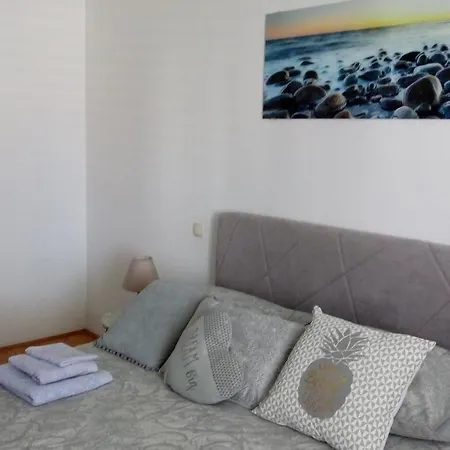 Stana Apartment *